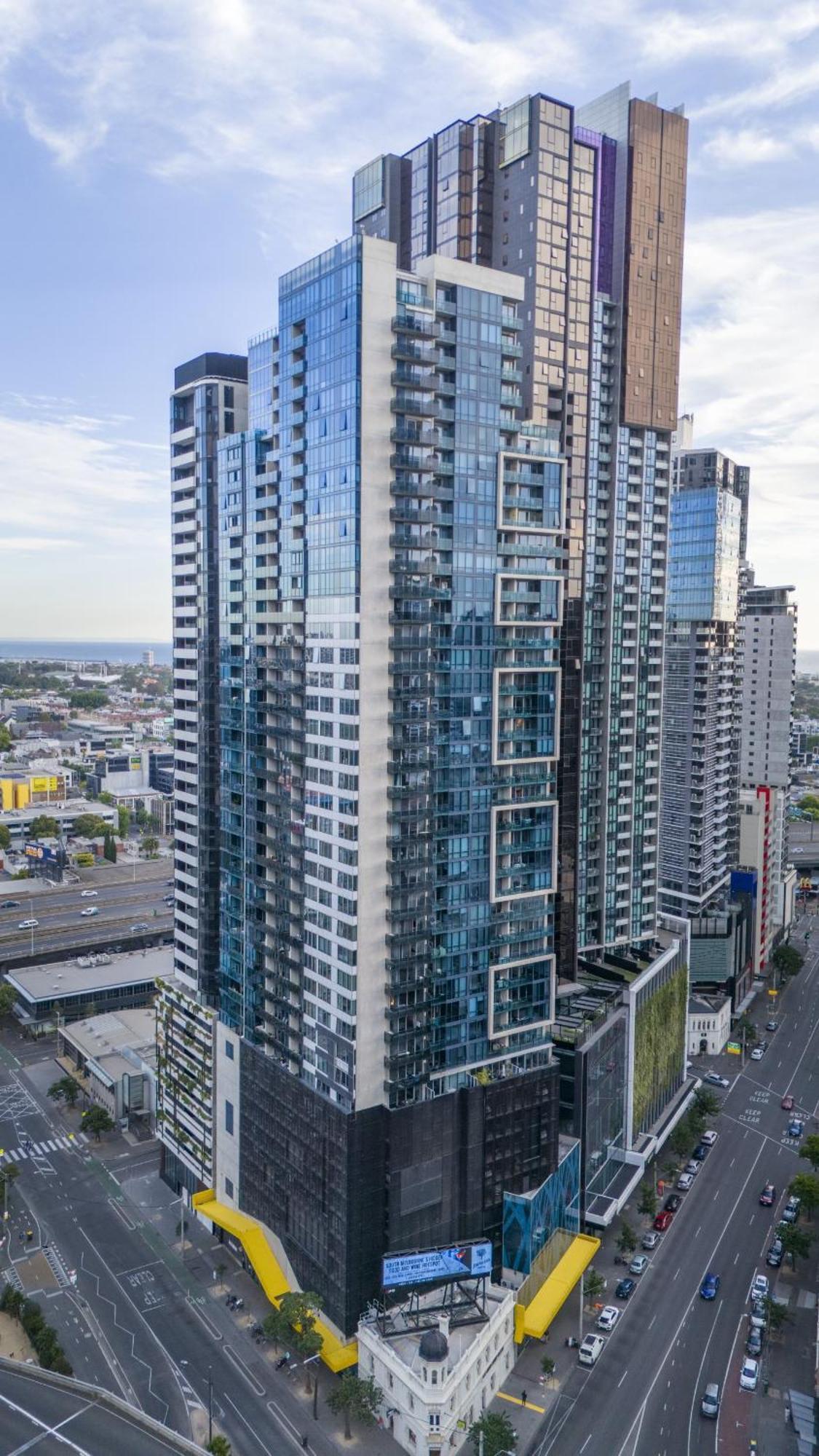 Mega Style Apartments Mainpoint Melbourne Bagian luar foto
