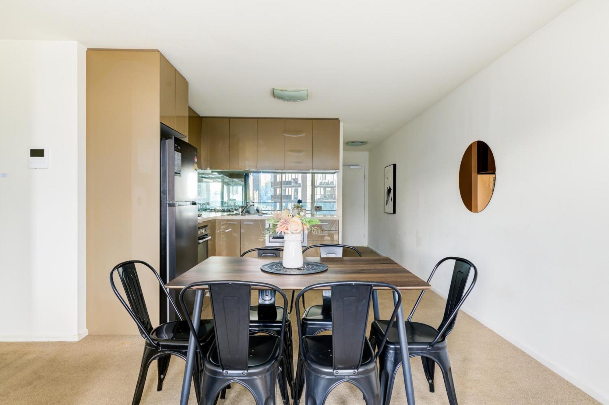 Mega Style Apartments Mainpoint Melbourne Ruang foto